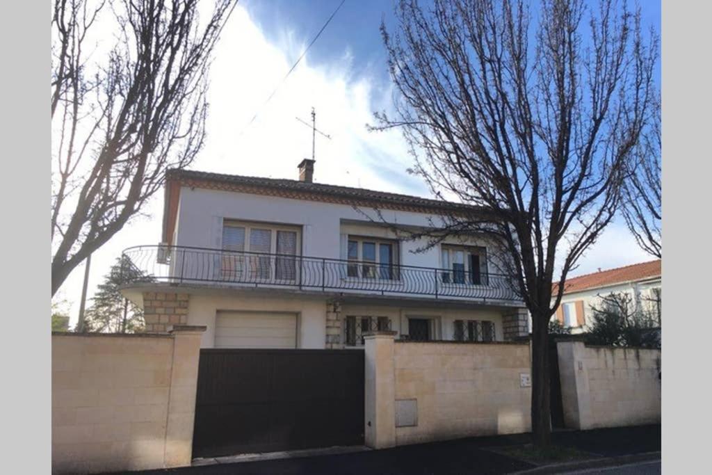 Maison Familiale A Nîmes Eksteriør billede